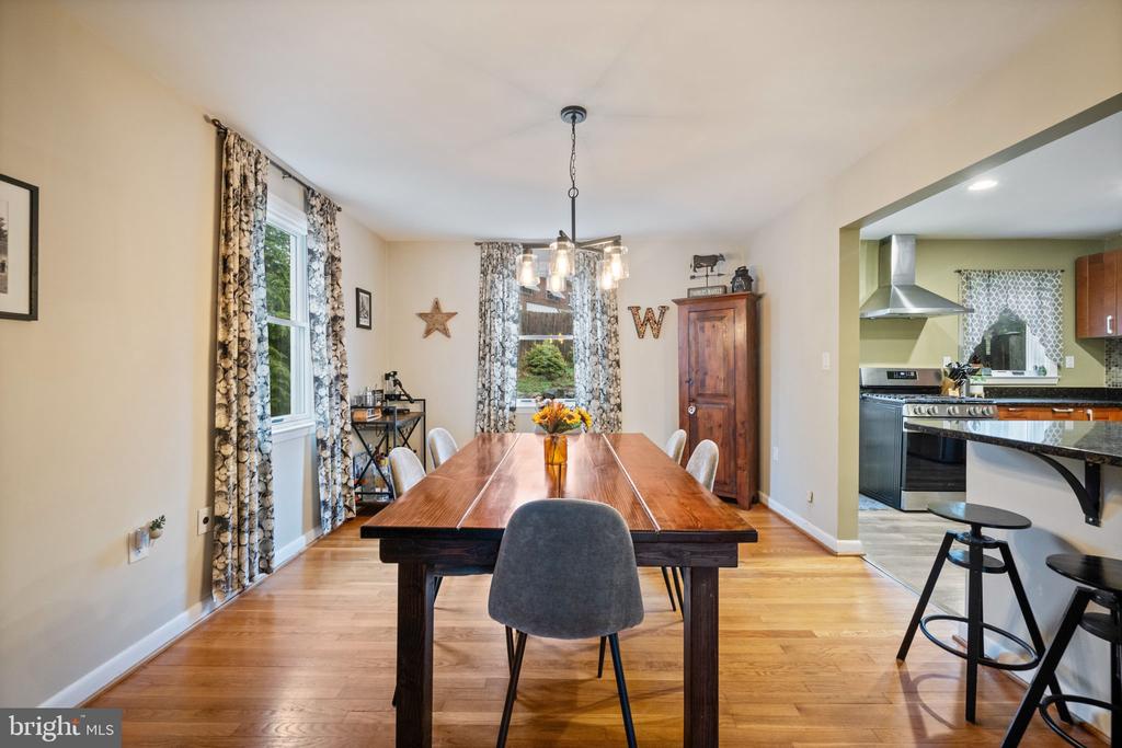 1311 GLENMONT ROAD