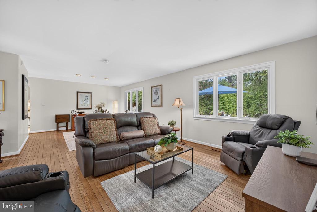 2104 CEDAR CIRCLE DRIVE