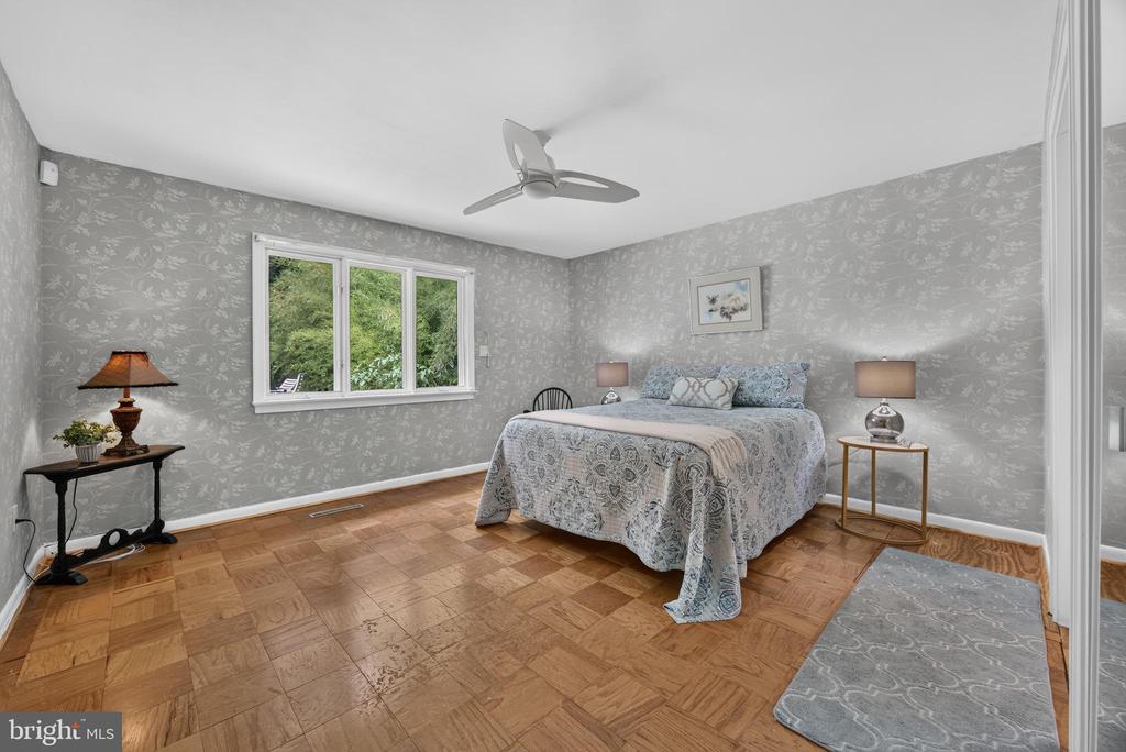2104 CEDAR CIRCLE DRIVE