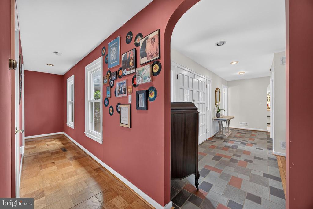 2104 CEDAR CIRCLE DRIVE