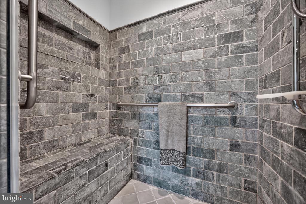 2104 CEDAR CIRCLE DRIVE