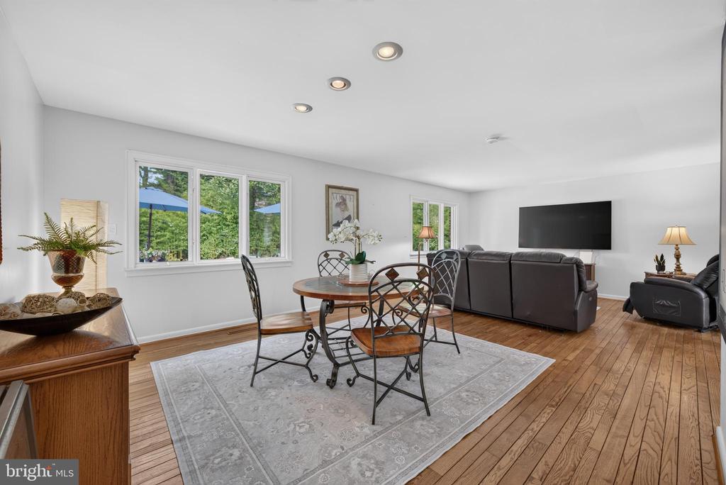 2104 CEDAR CIRCLE DRIVE