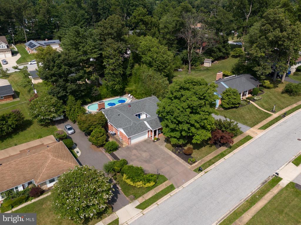2104 CEDAR CIRCLE DRIVE