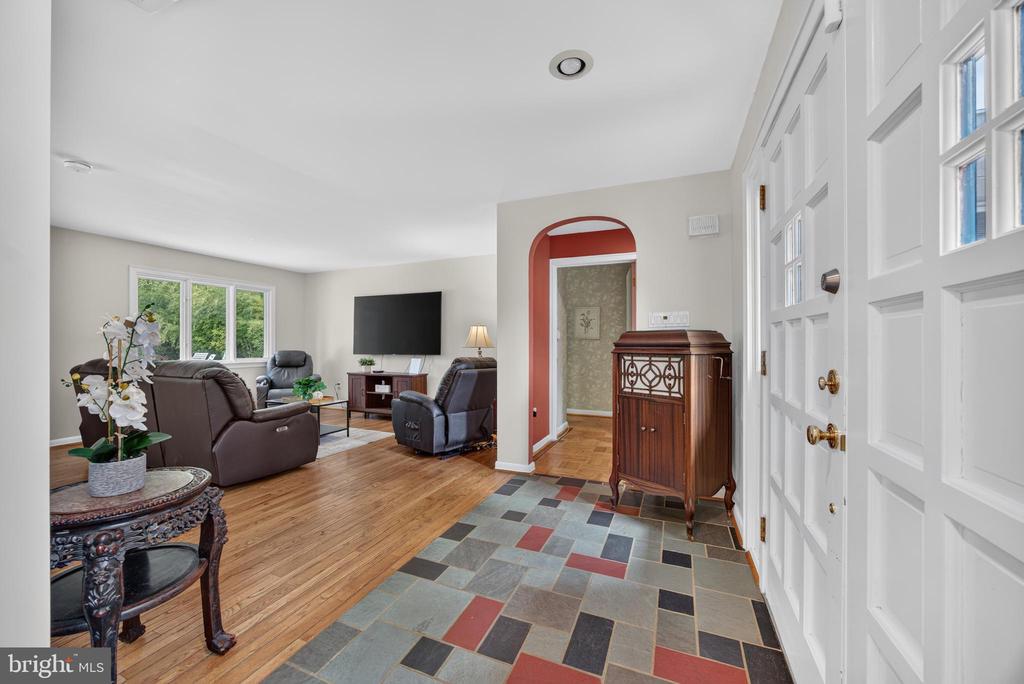 2104 CEDAR CIRCLE DRIVE