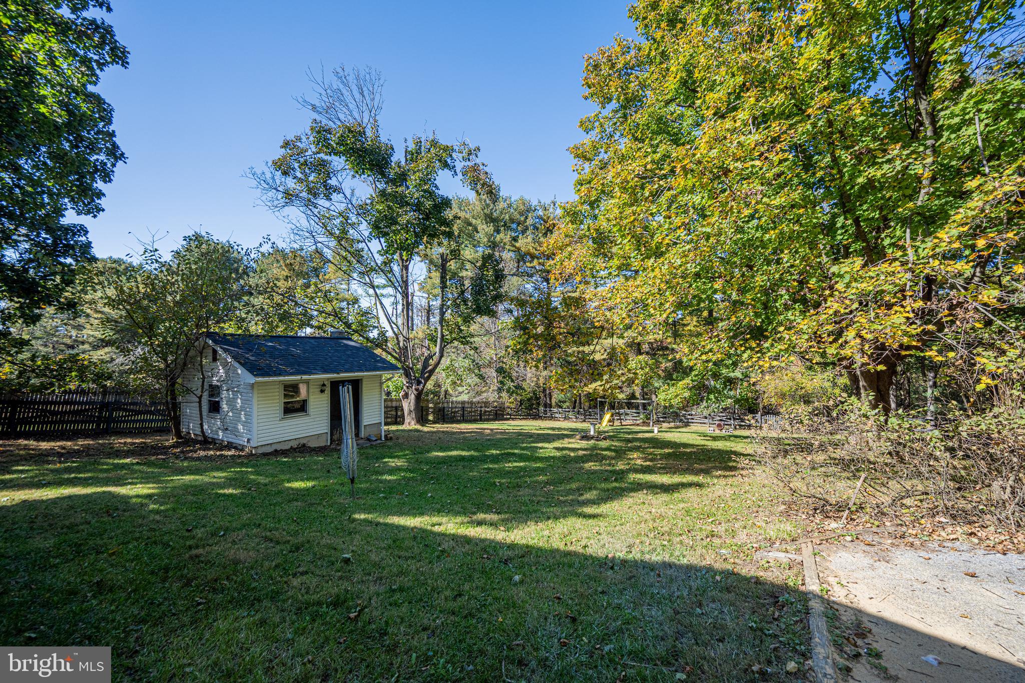 2042 Snydersburg Rd