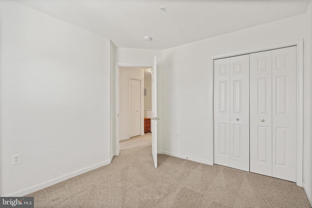 1305 Cabello Ct