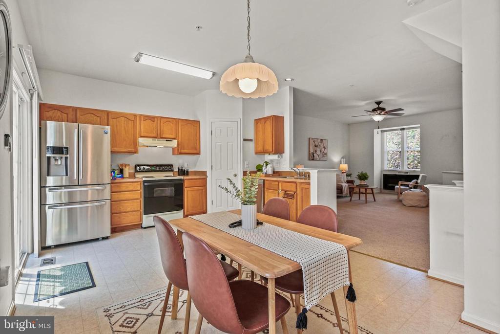 1305 Cabello Ct