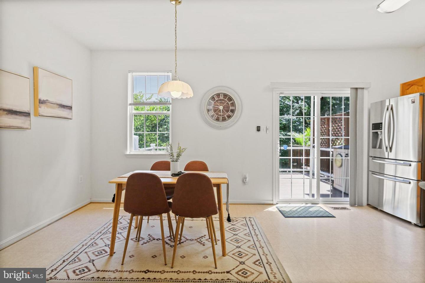 1305 Cabello Ct