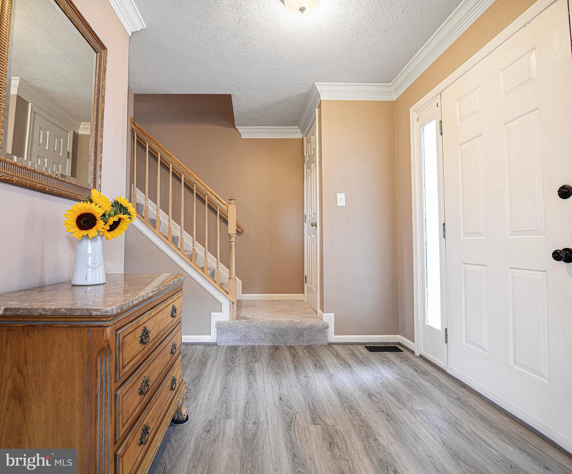 2240 Deadora Dr