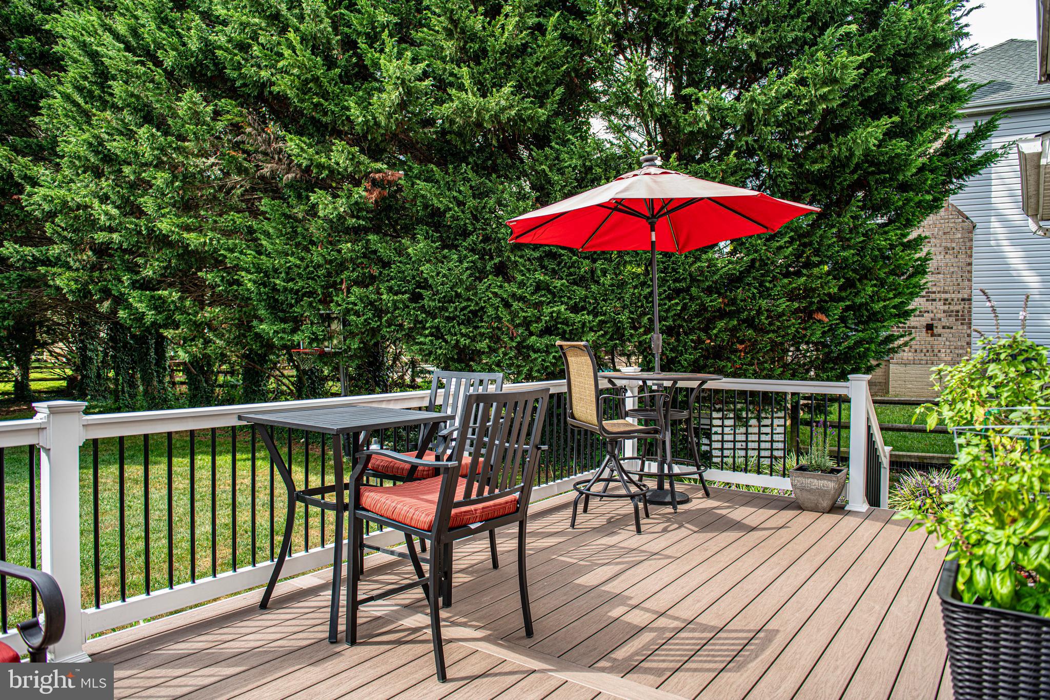2240 Deadora Dr