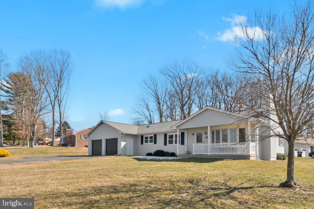 313 Plumtree Rd