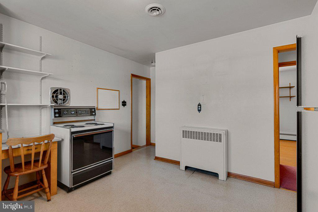 313 Plumtree Rd