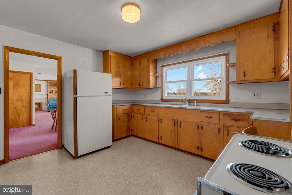 313 Plumtree Rd