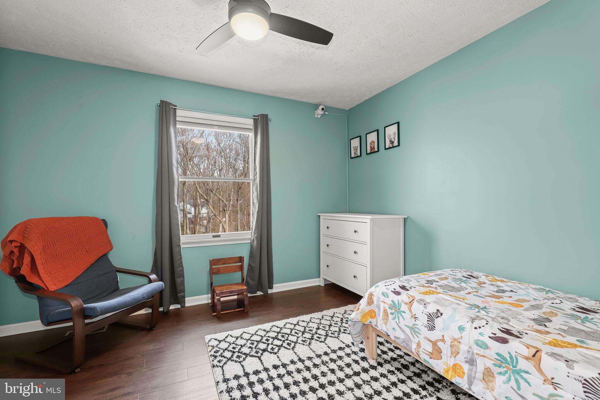 3301 Trellis Ln