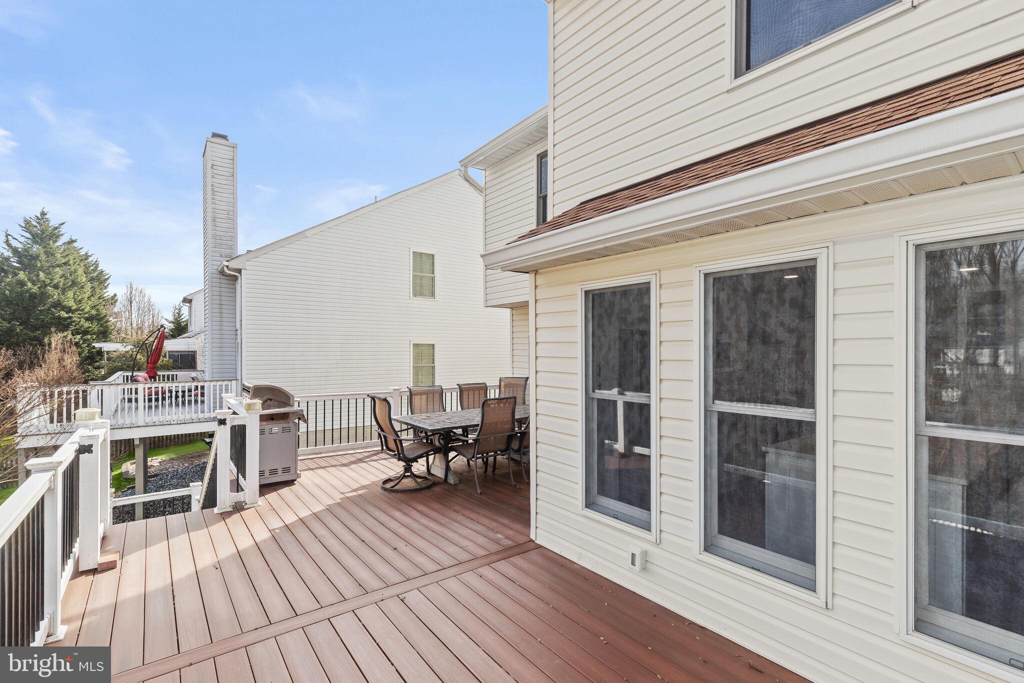 3301 Trellis Ln