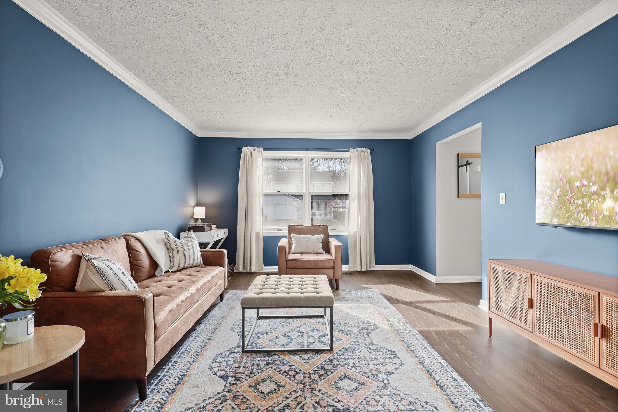 3301 Trellis Ln