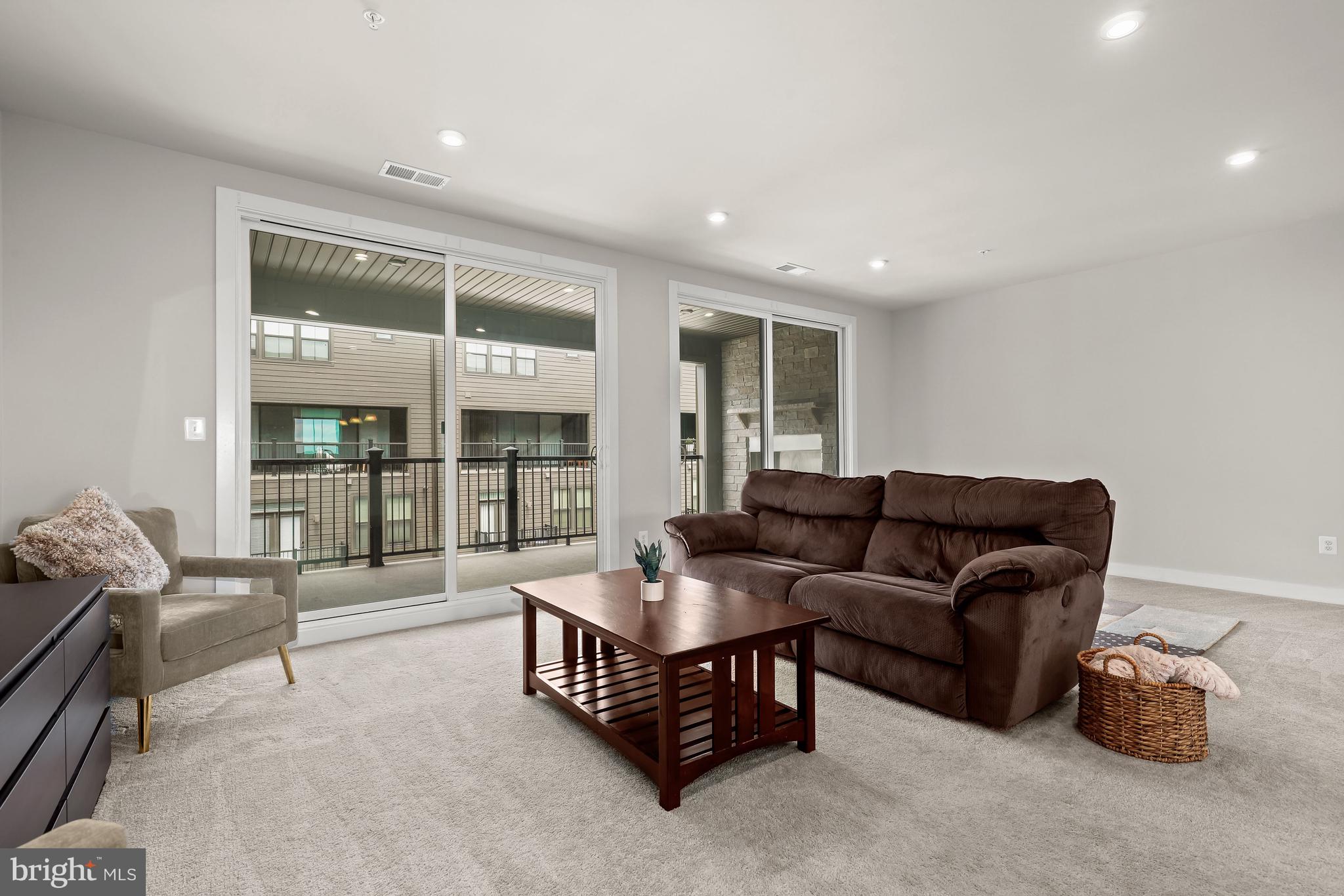 10036-B American Pharoah Ln #84