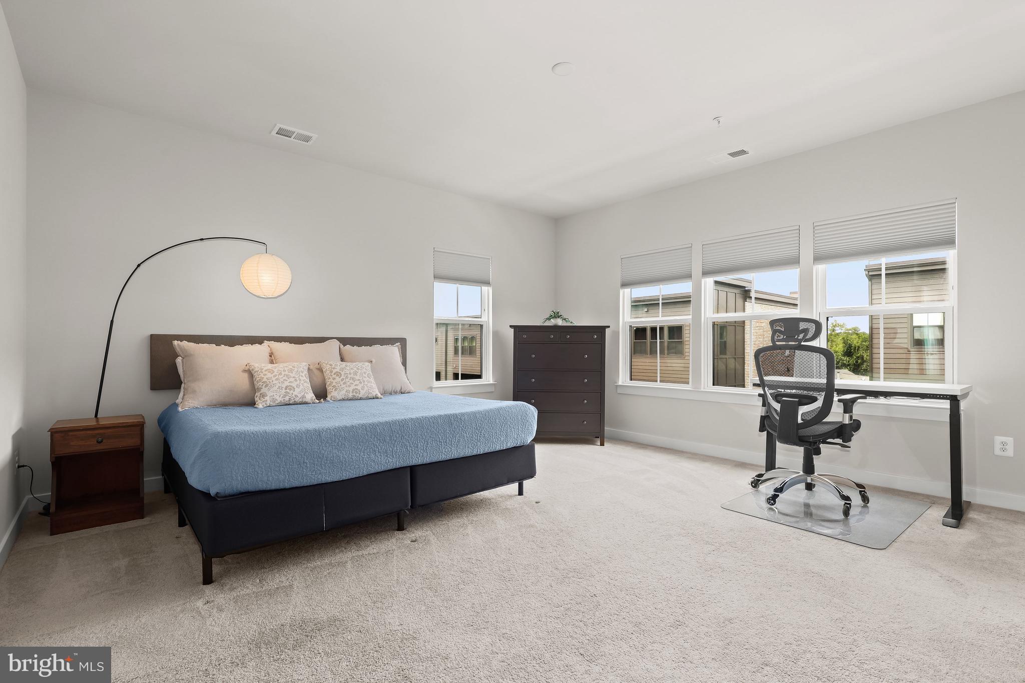 10036-B American Pharoah Ln #84