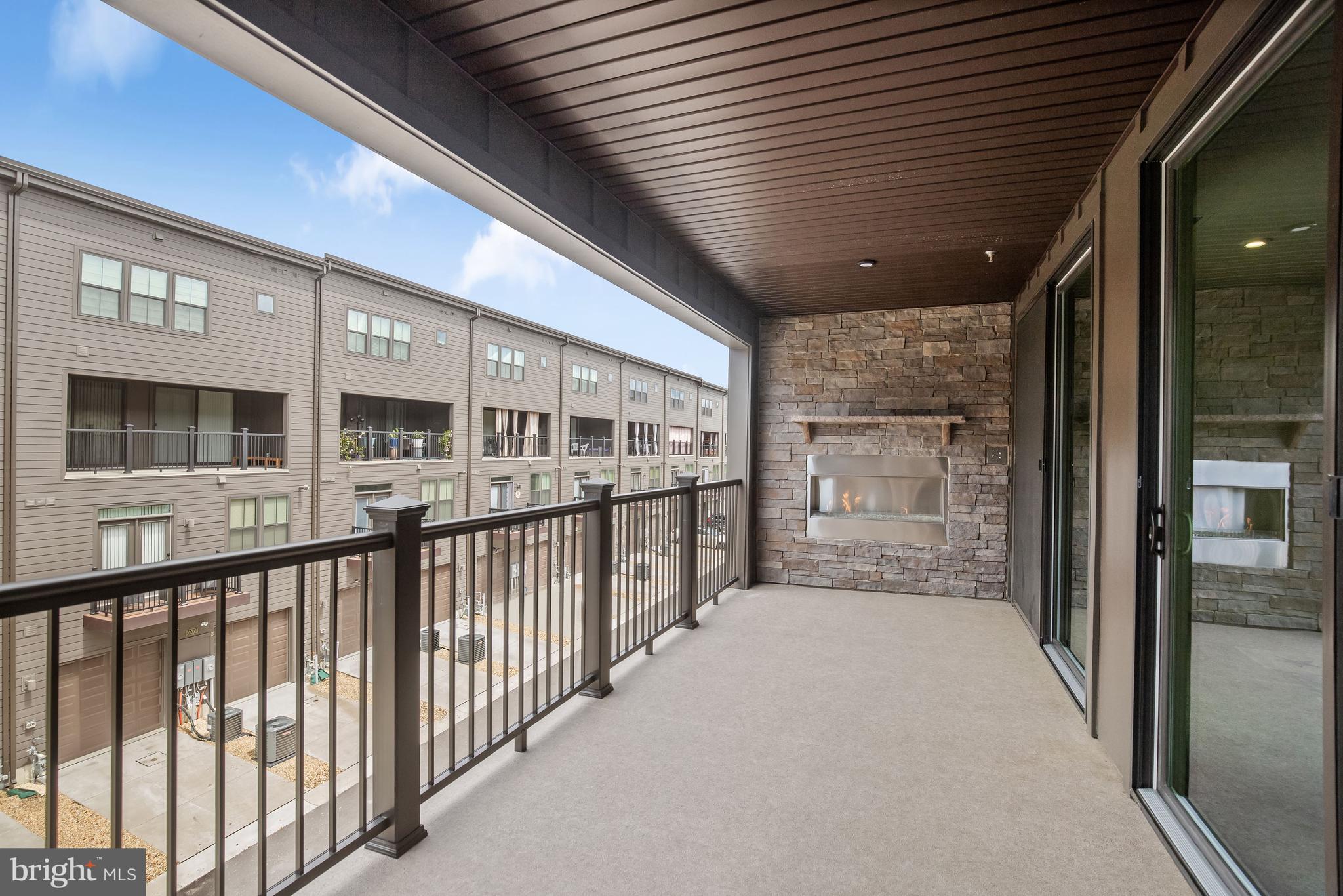 10036-B American Pharoah Ln #84