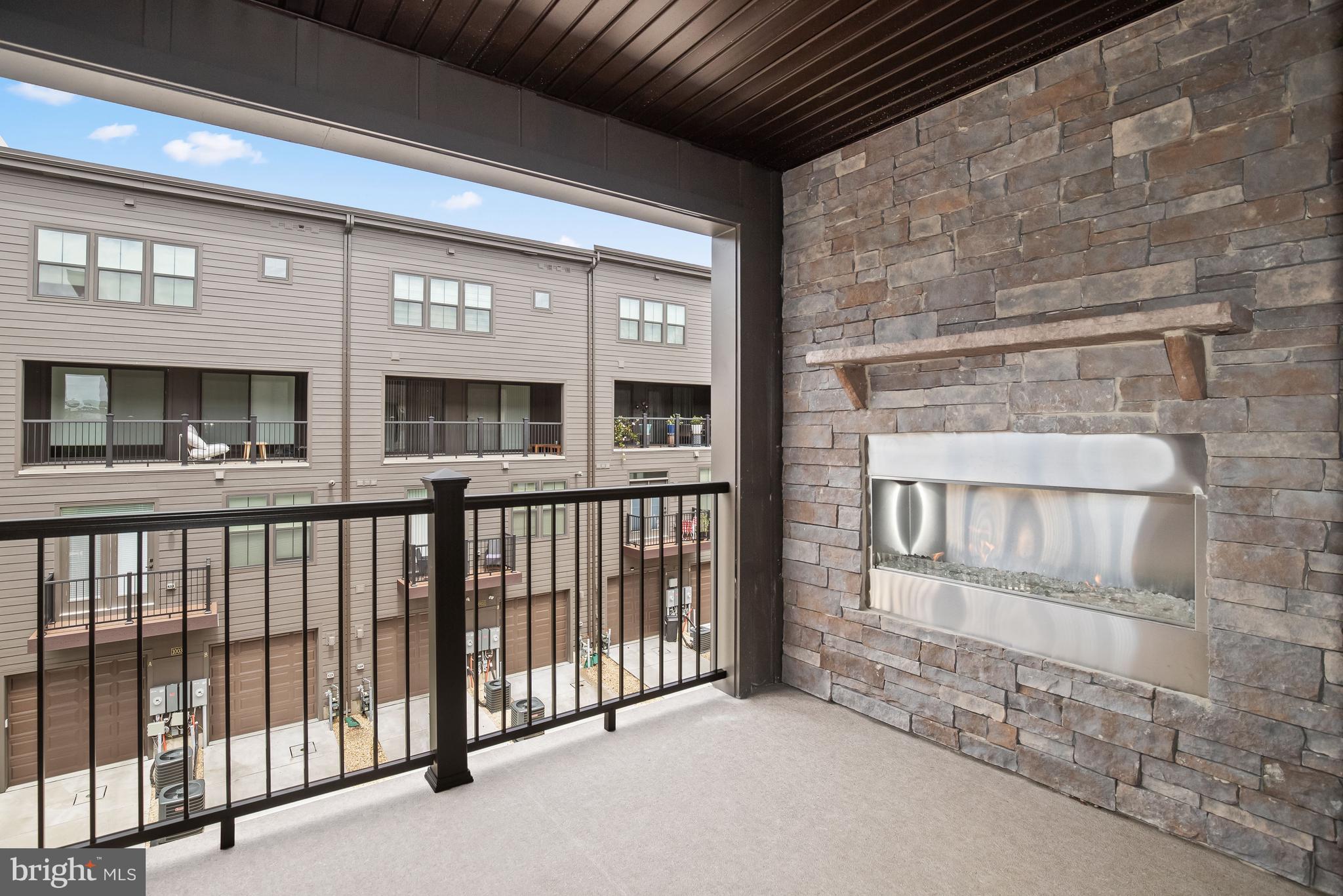 10036-B American Pharoah Ln #84