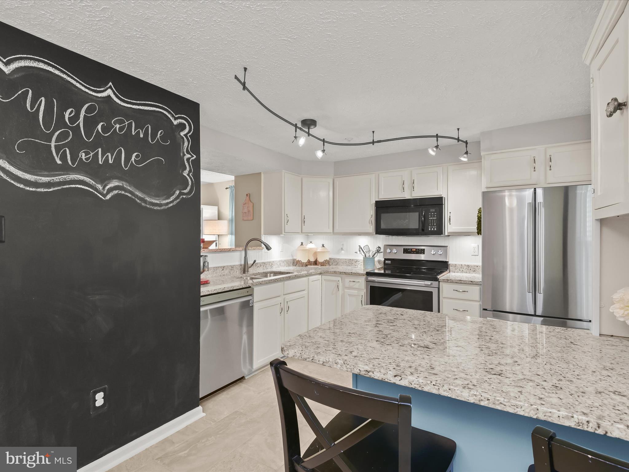 8110 Ellen Way