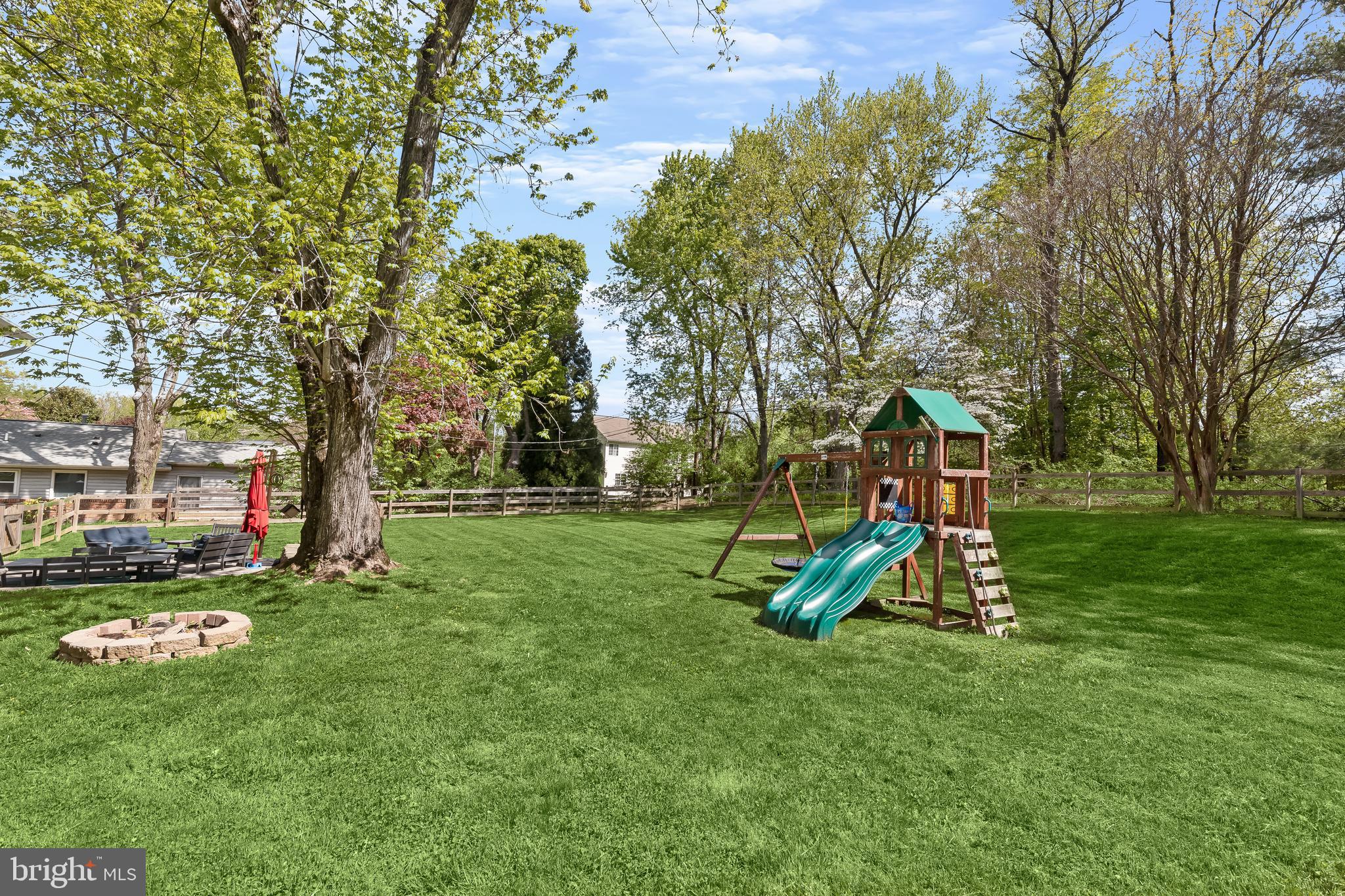 4709 Parkvale Rd
