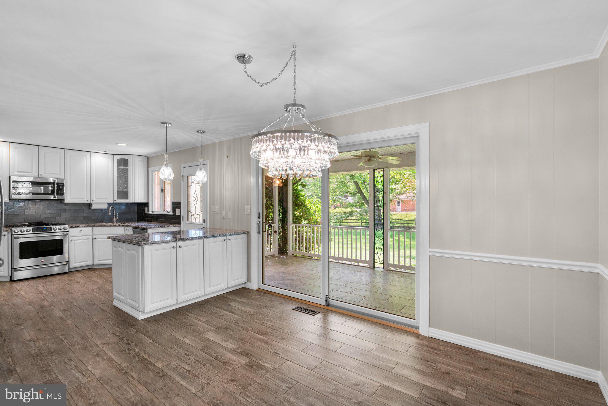 2804 Deerfield Dr