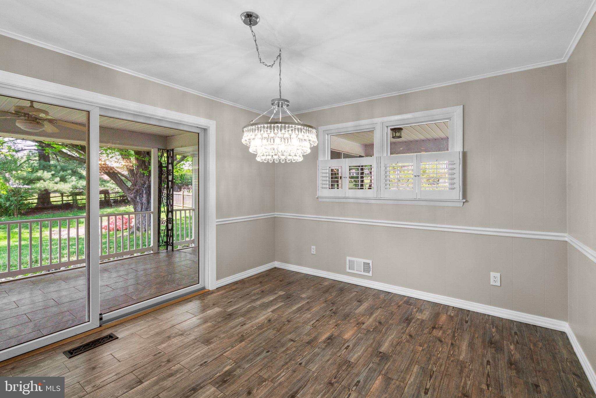 2804 Deerfield Dr