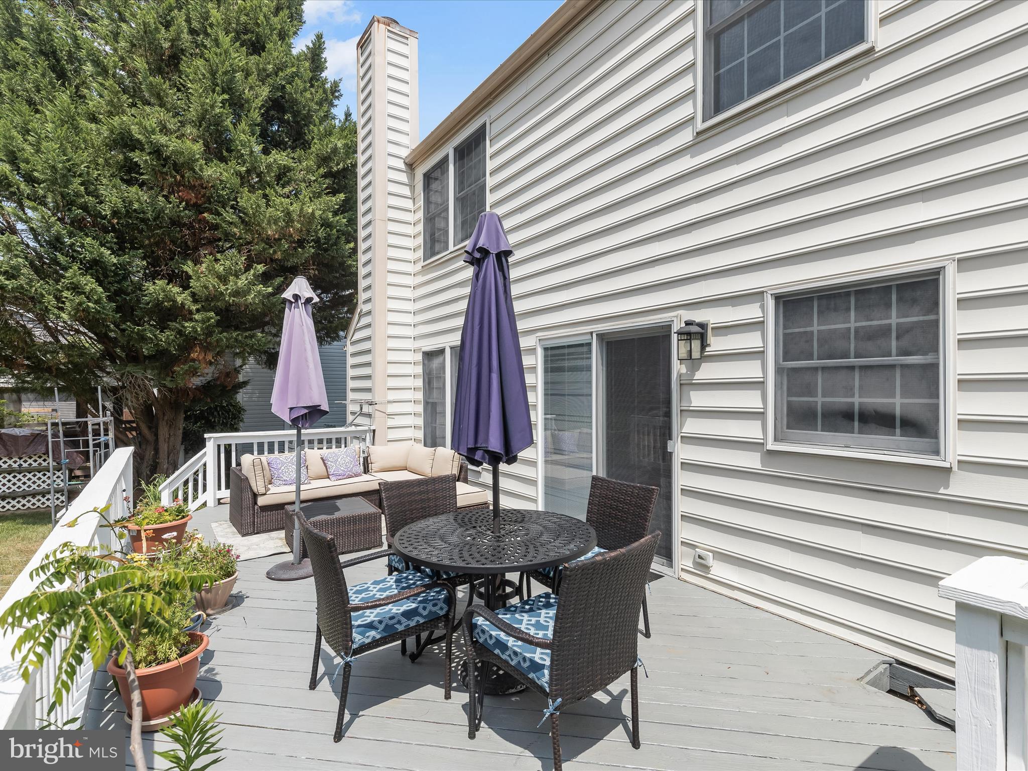 8289 Hammond Branch Way