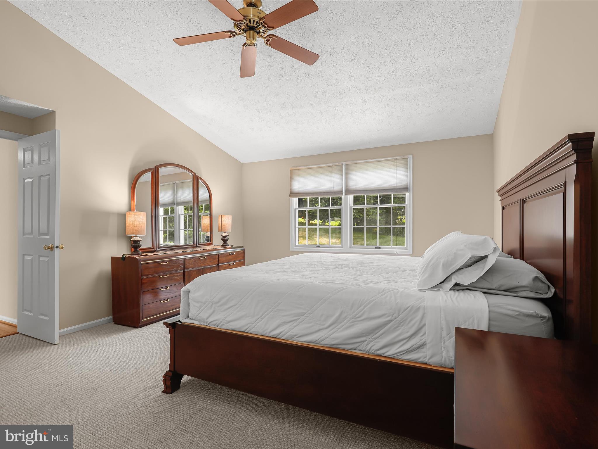 8289 Hammond Branch Way