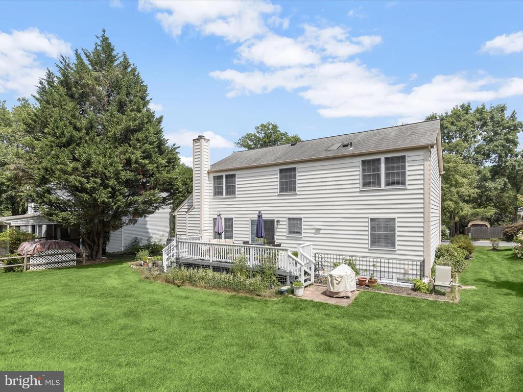 8289 Hammond Branch Way