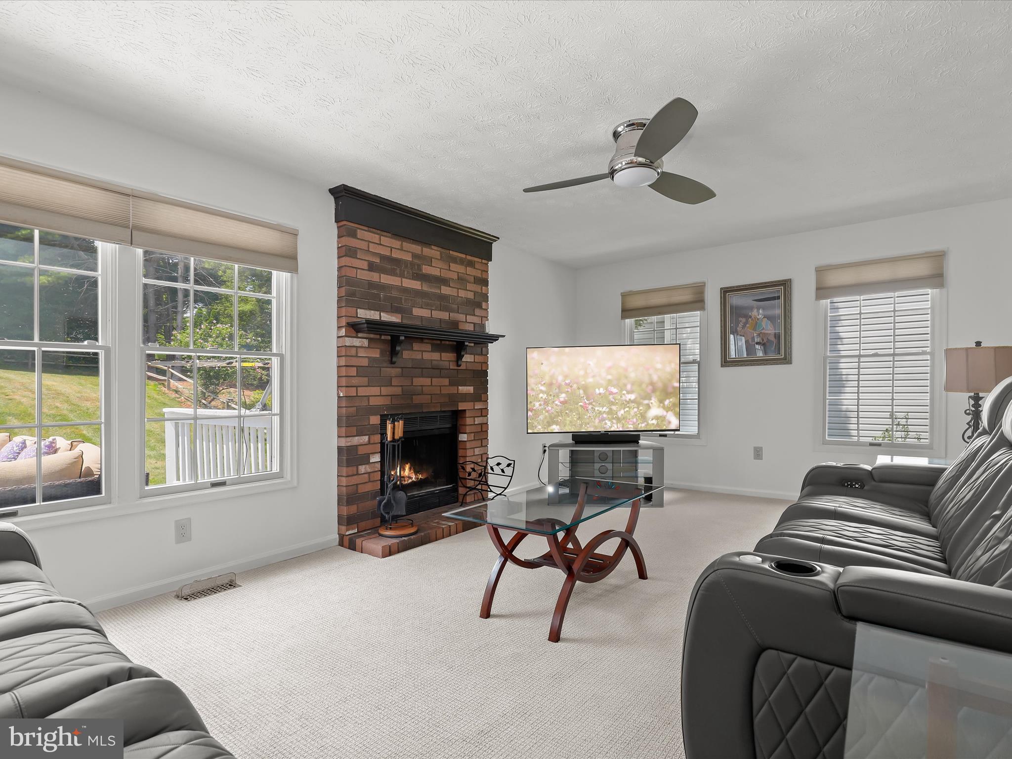 8289 Hammond Branch Way