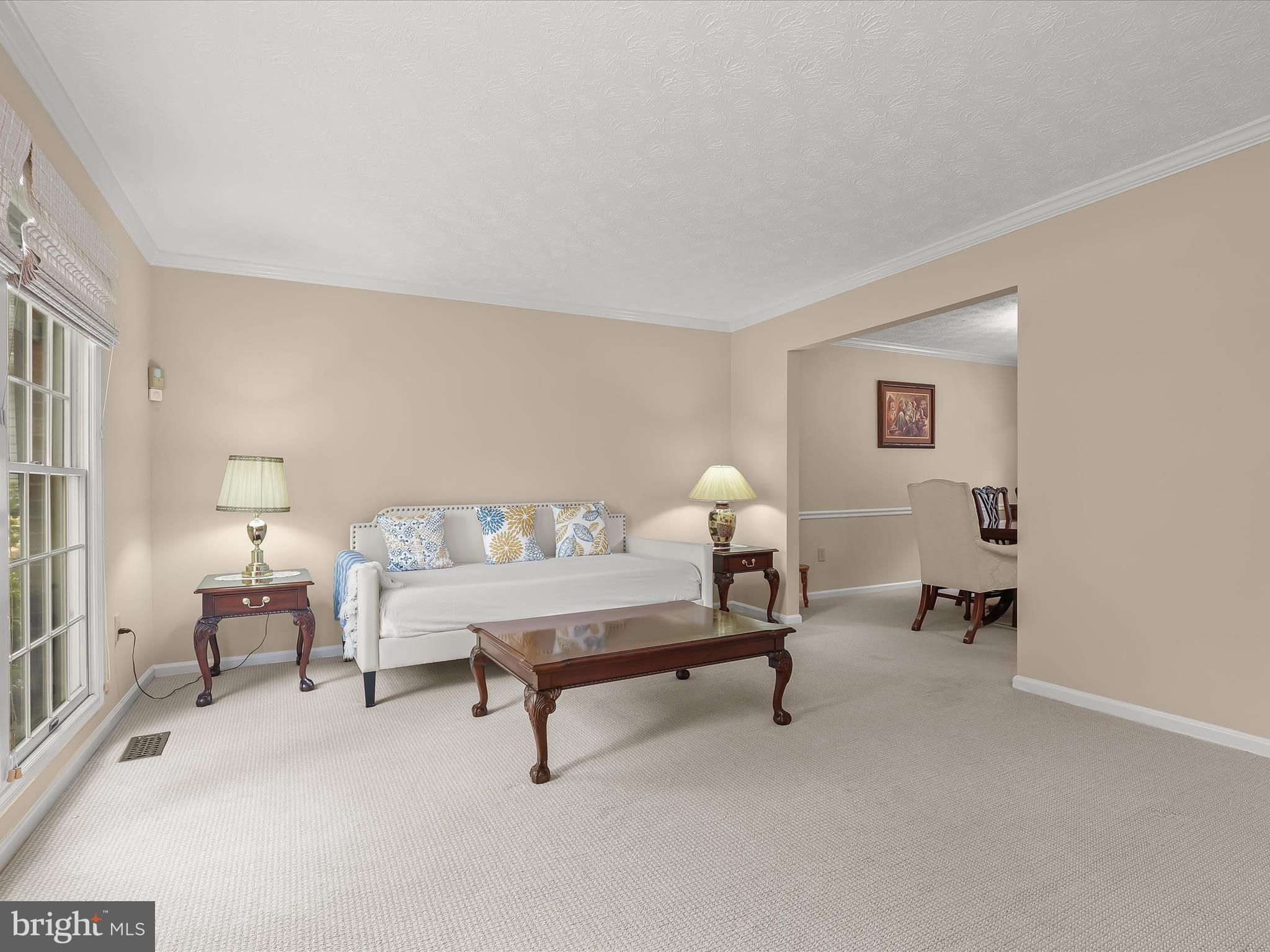 8289 Hammond Branch Way