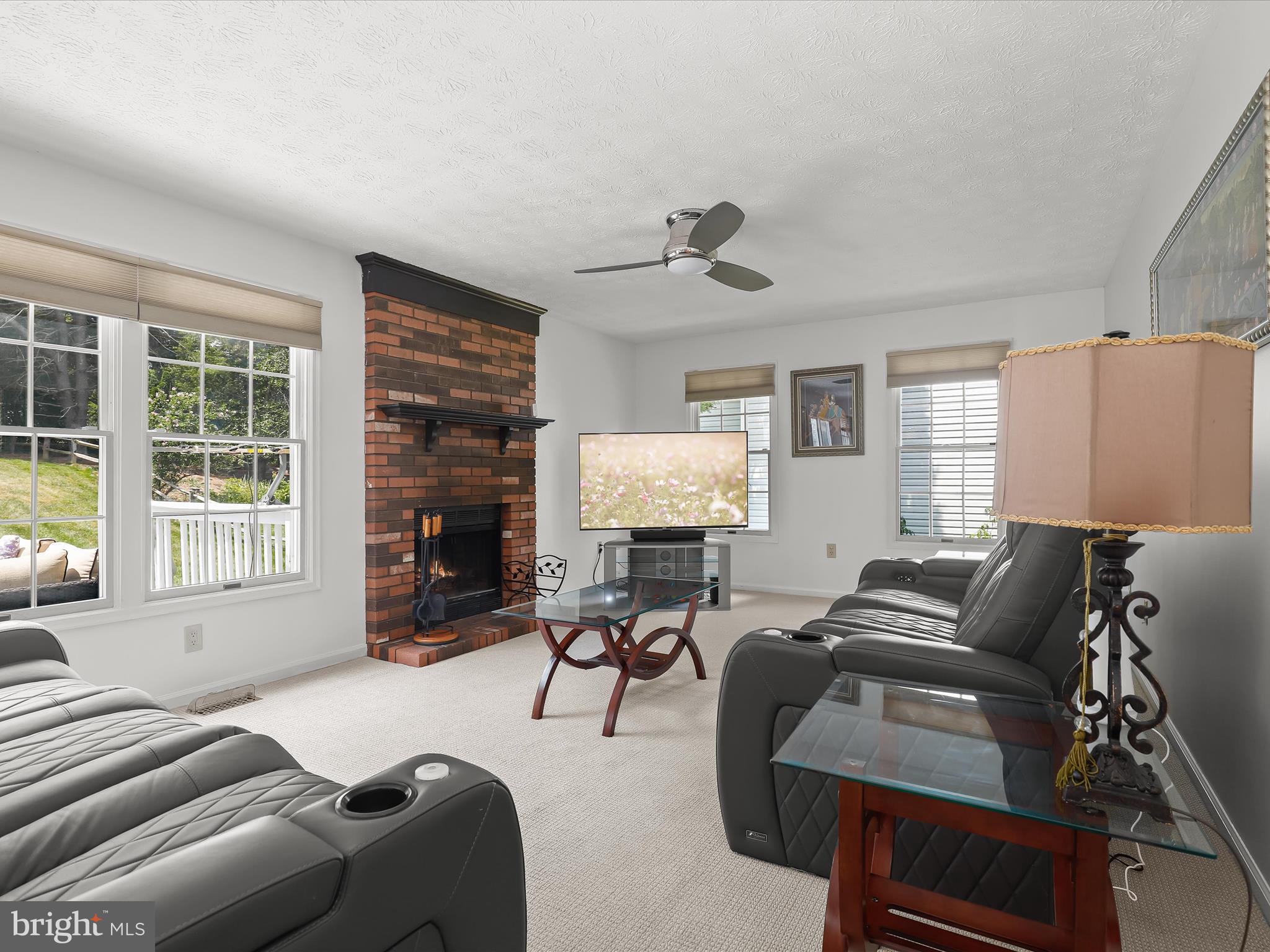 8289 Hammond Branch Way