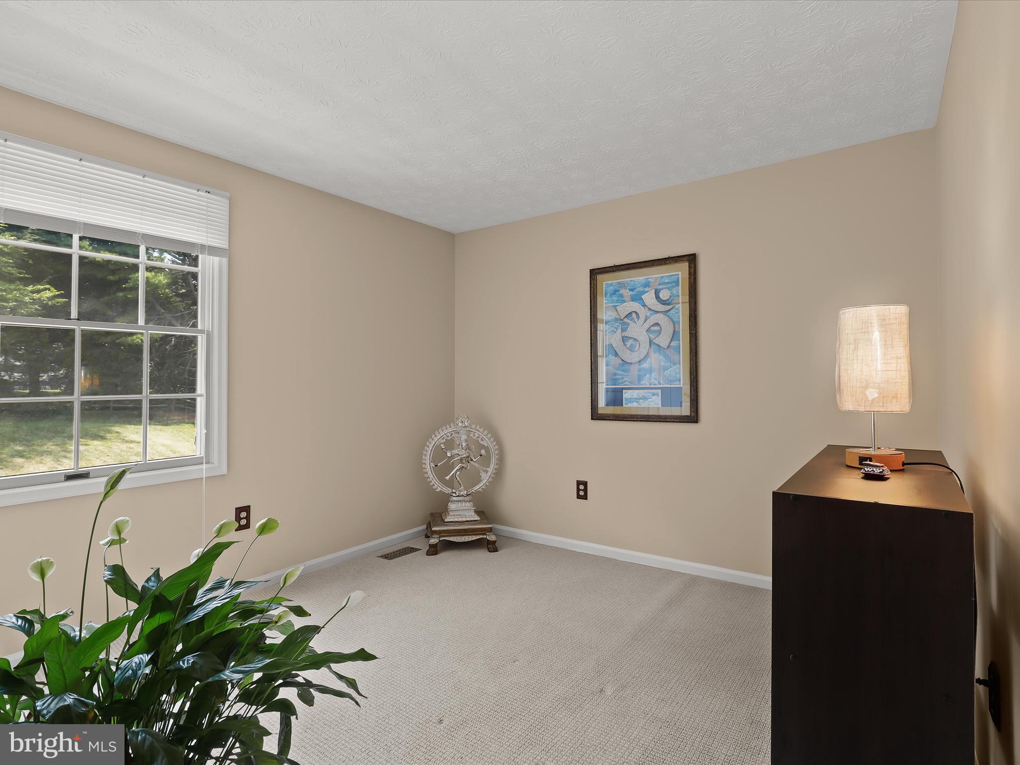 8289 Hammond Branch Way