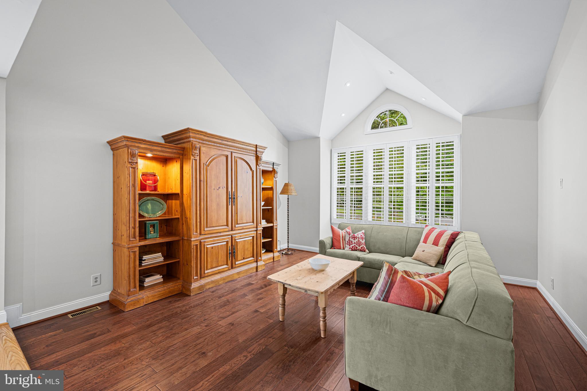 10324 John Eager Ct