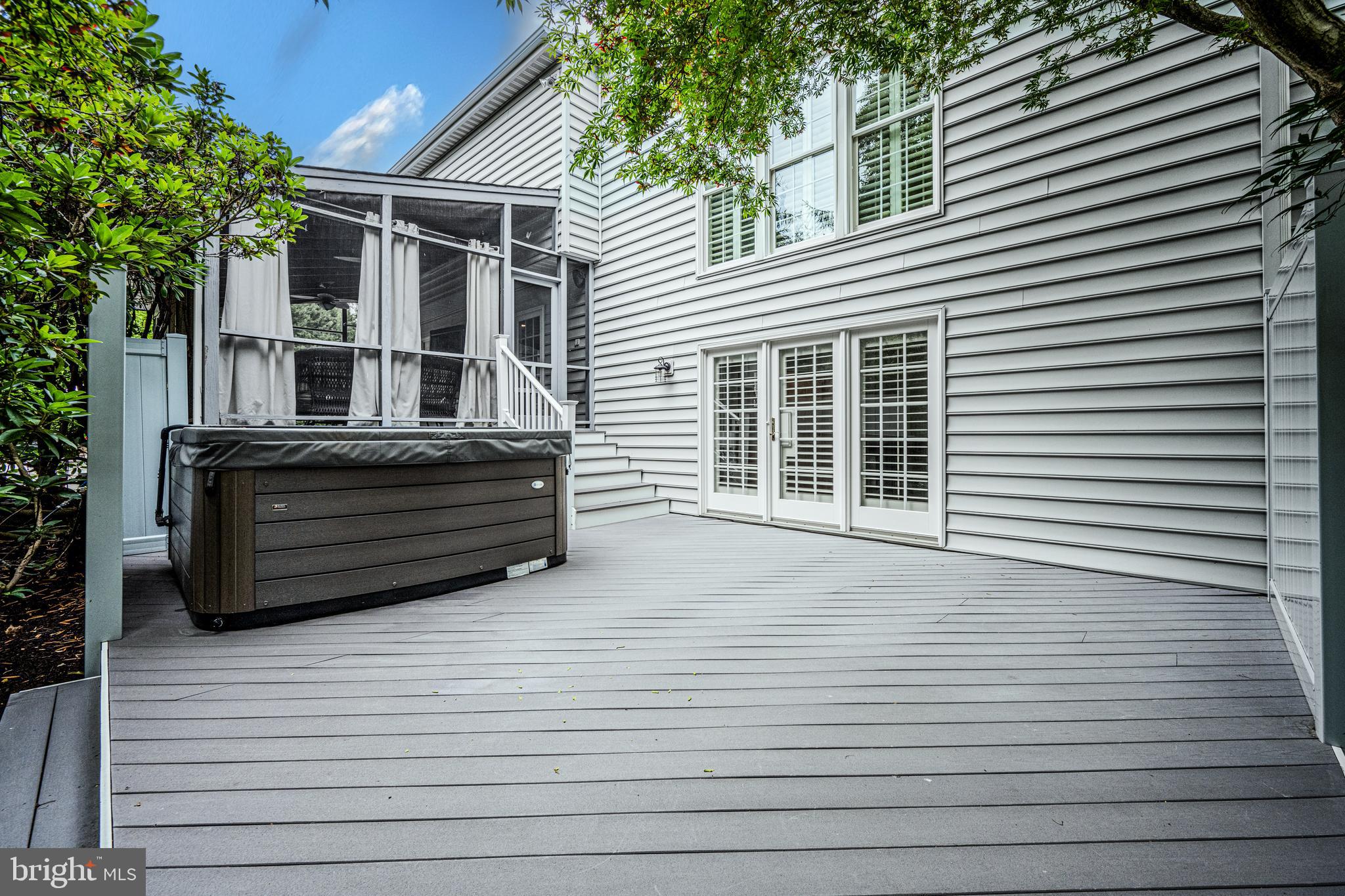 10324 John Eager Ct
