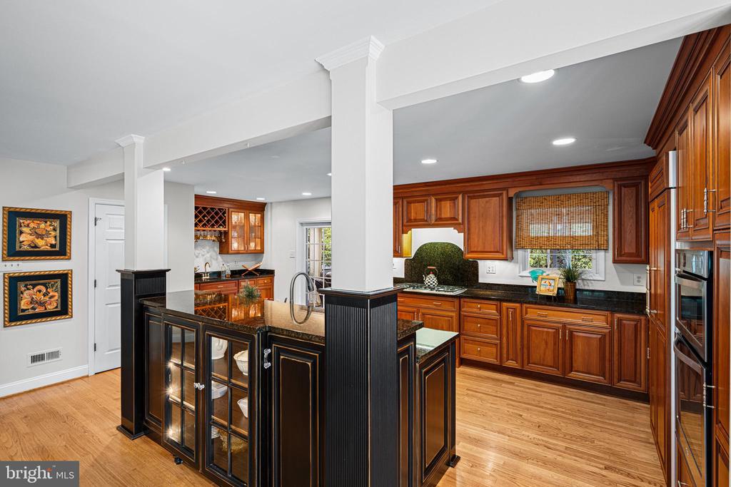 10324 John Eager Ct