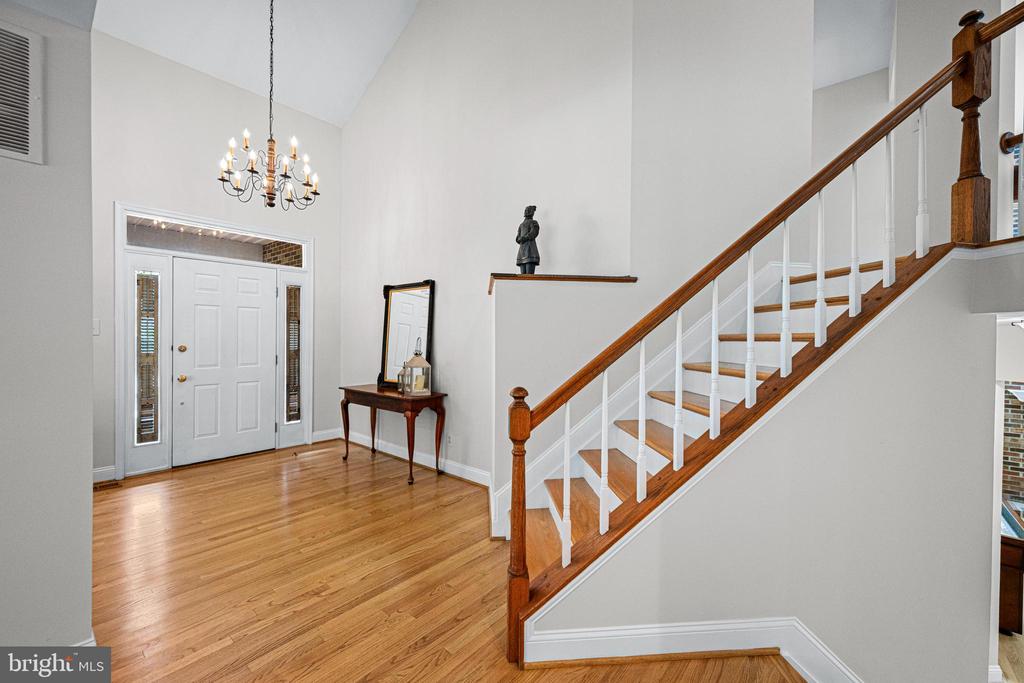 10324 John Eager Ct