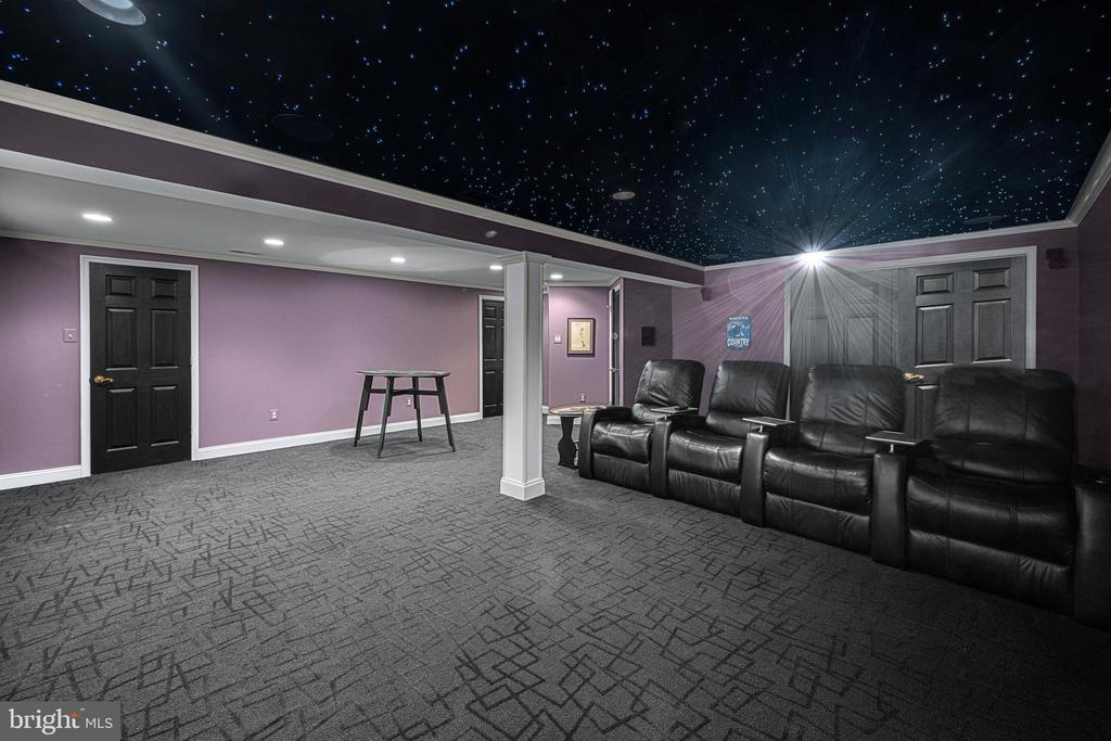 10324 John Eager Ct