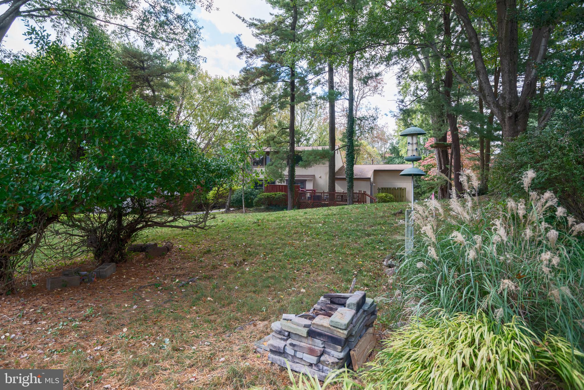 8914 Blade Green Ln