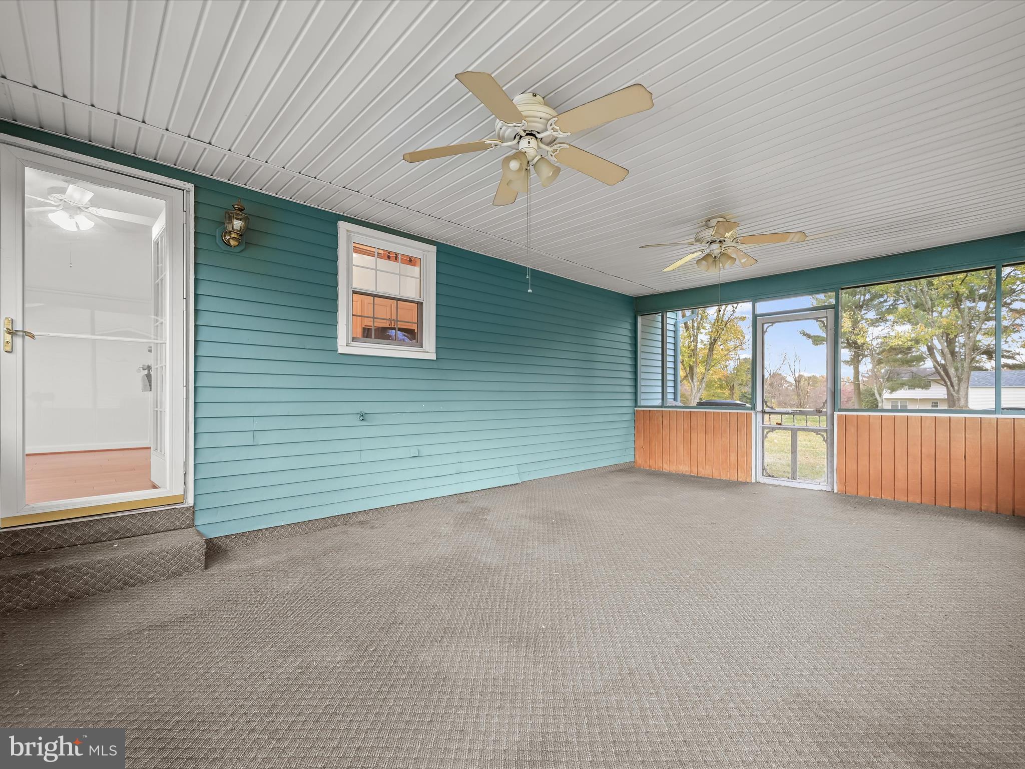 11353 Old Hopkins Rd