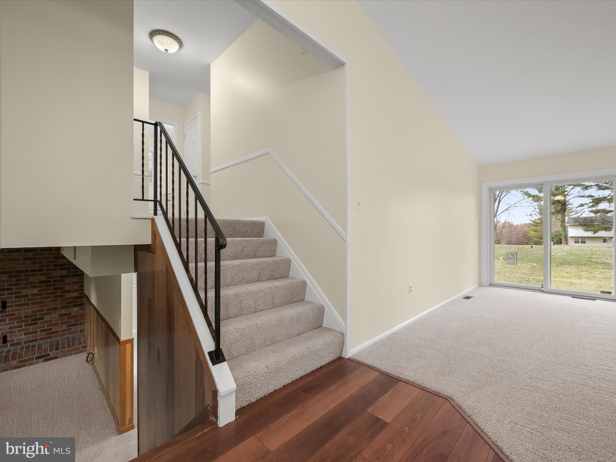 11353 Old Hopkins Rd
