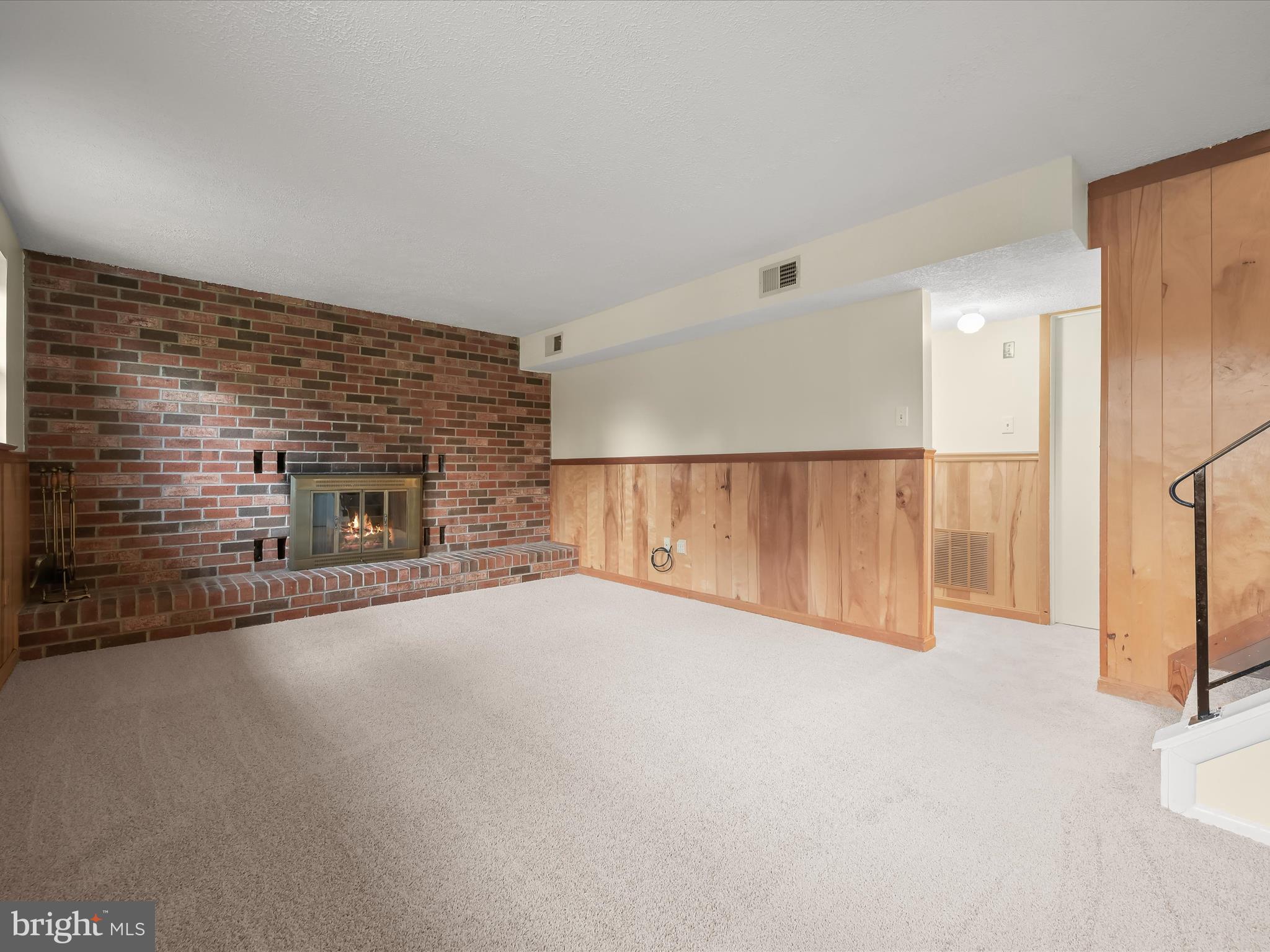 11353 Old Hopkins Rd