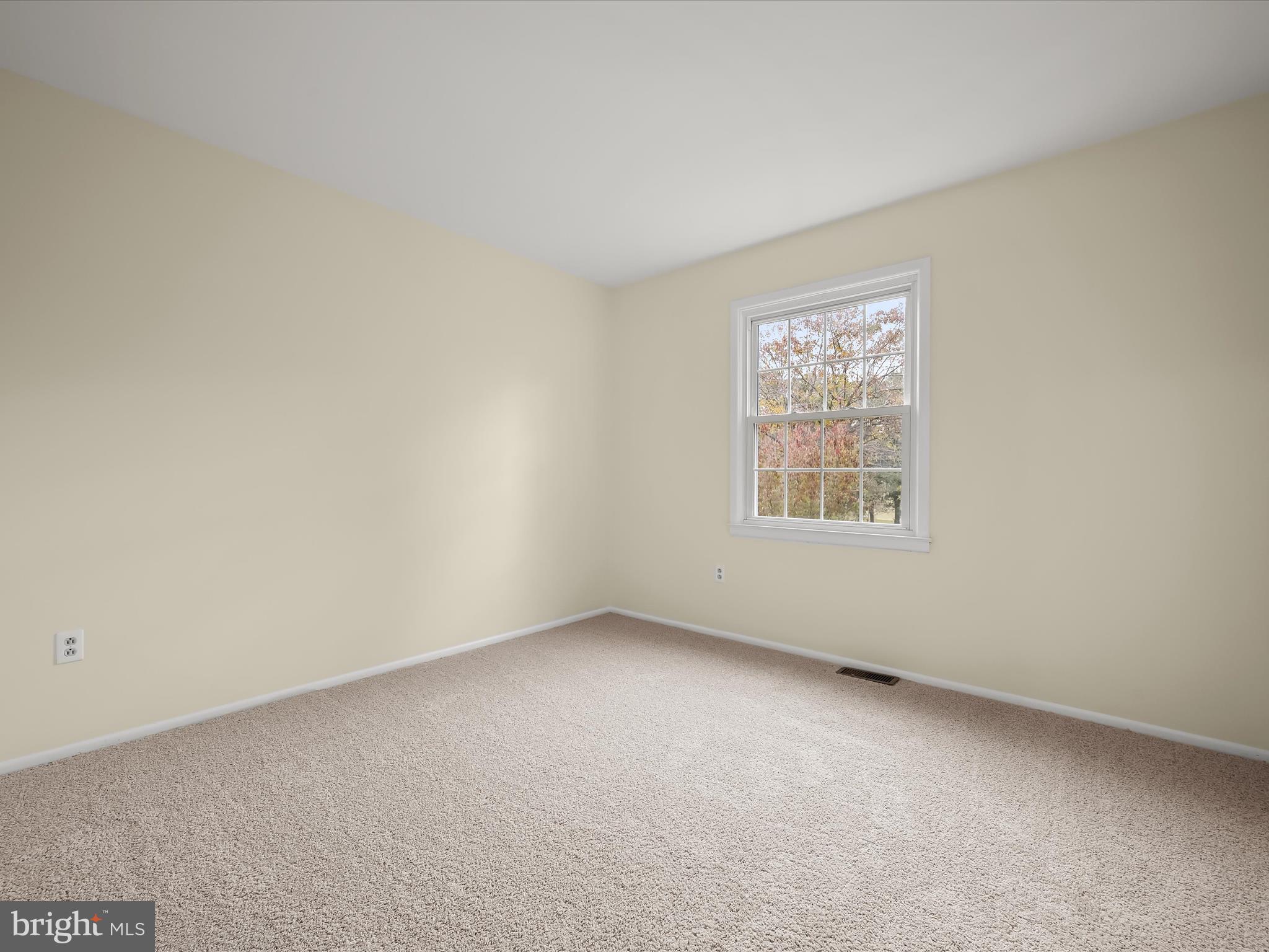 11353 Old Hopkins Rd