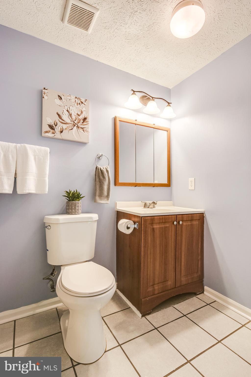 9536 DONNAN CASTLE CT