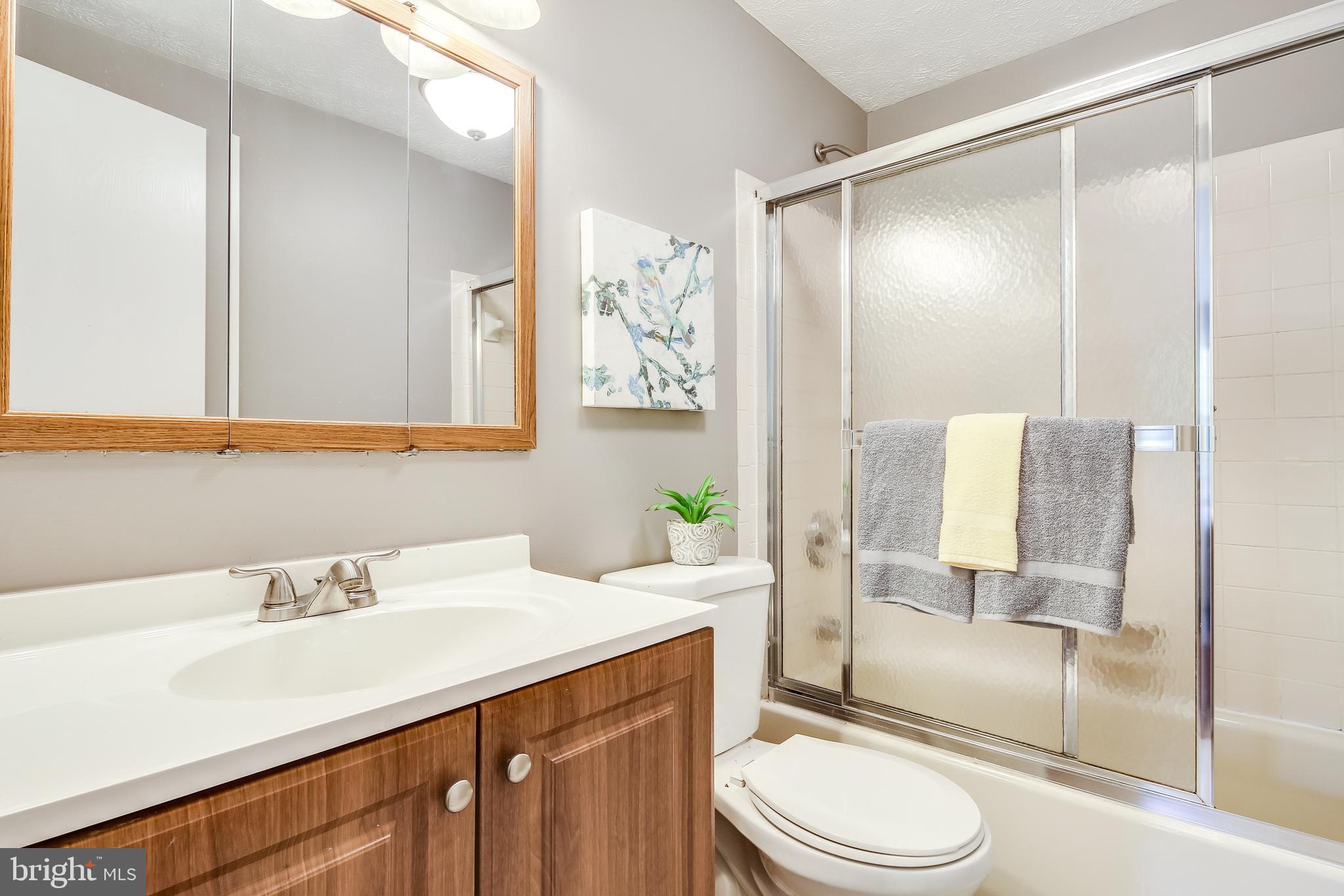 9536 DONNAN CASTLE CT