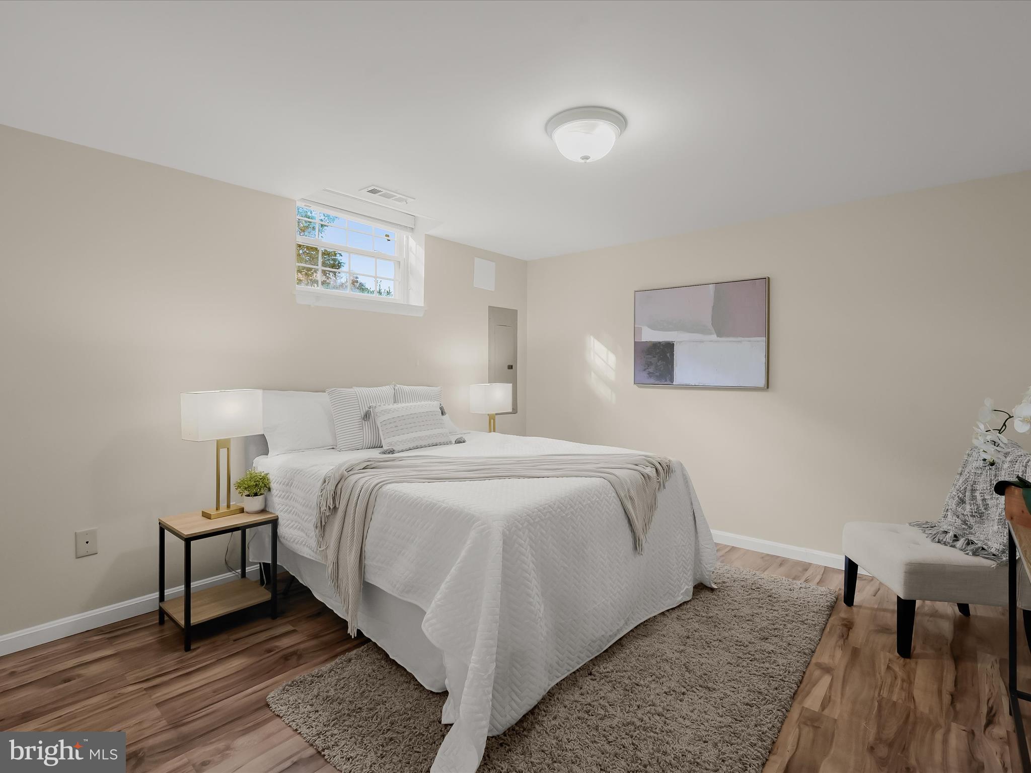 11838 New Country Ln