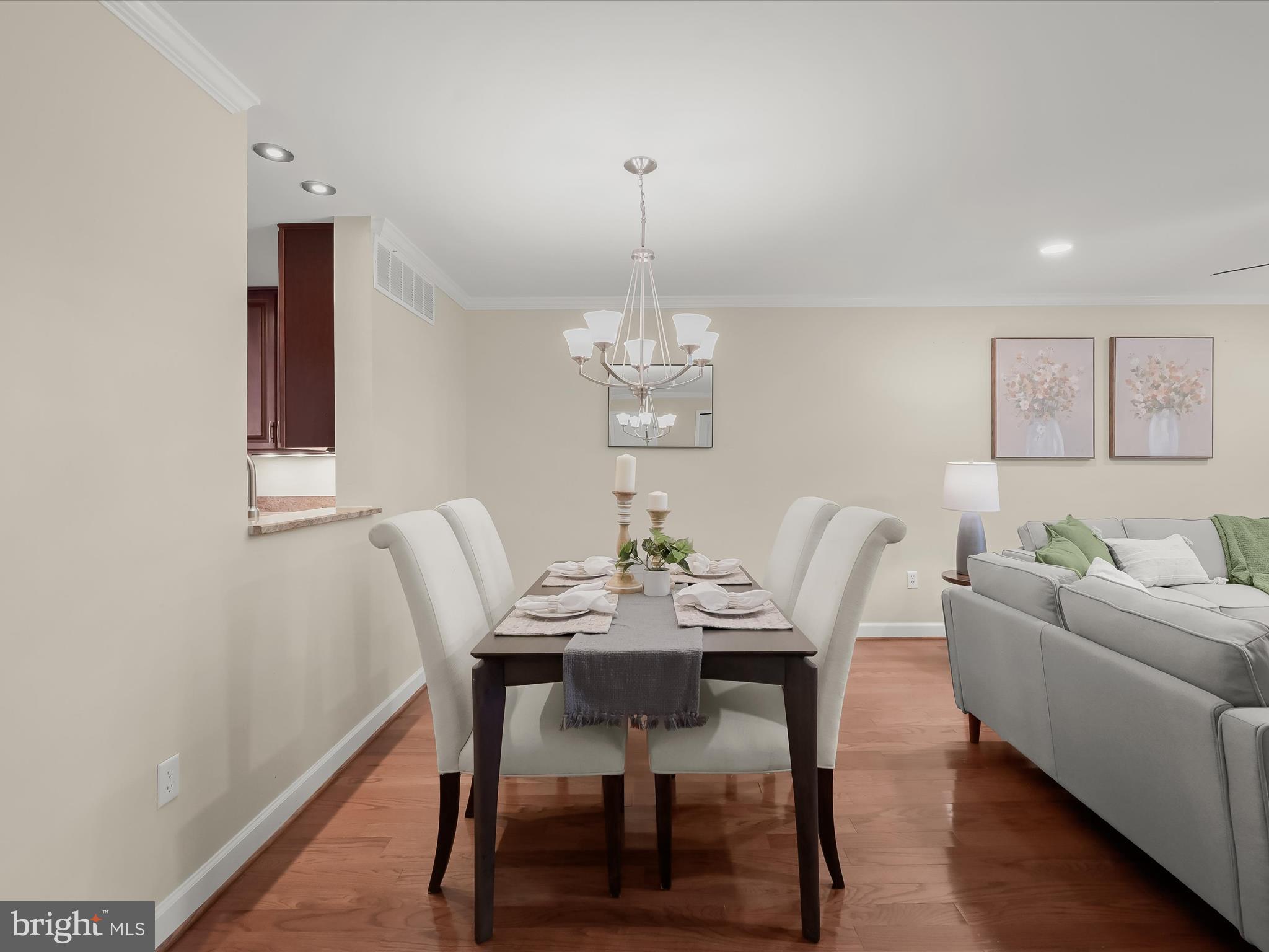 11838 New Country Ln