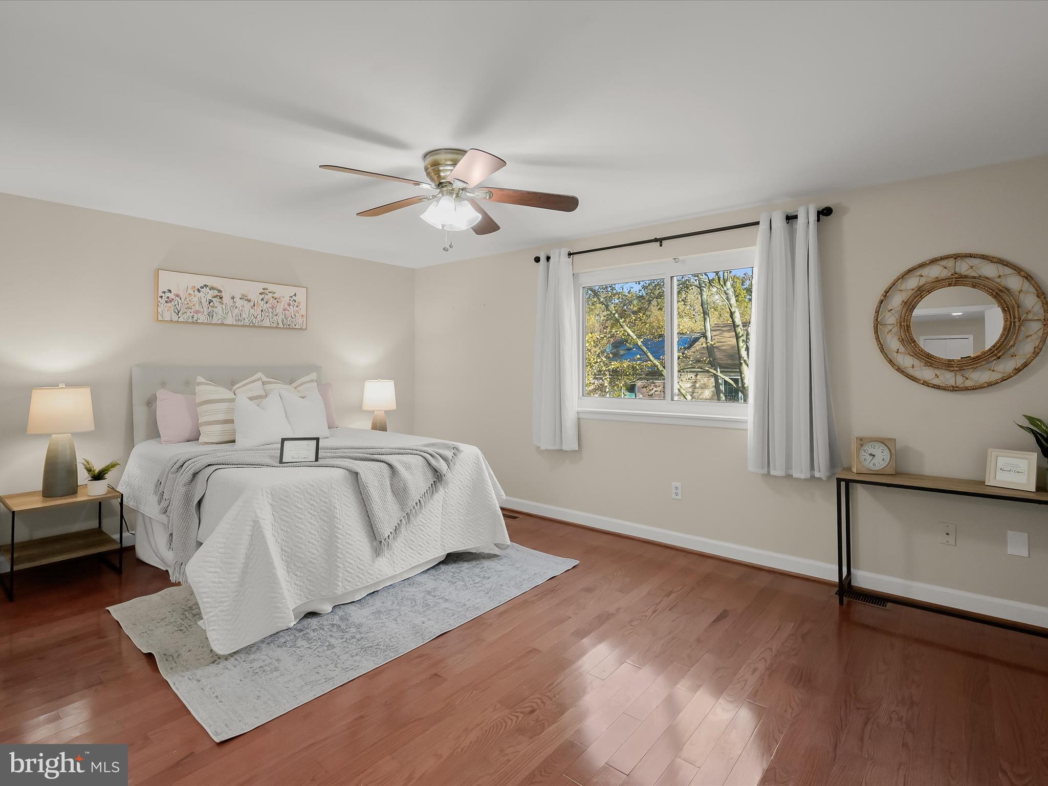 11838 New Country Ln